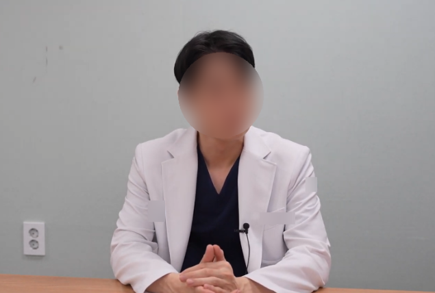 원장님 진료 철학을 분석하는 55개 문항 심층 인터뷰 장면