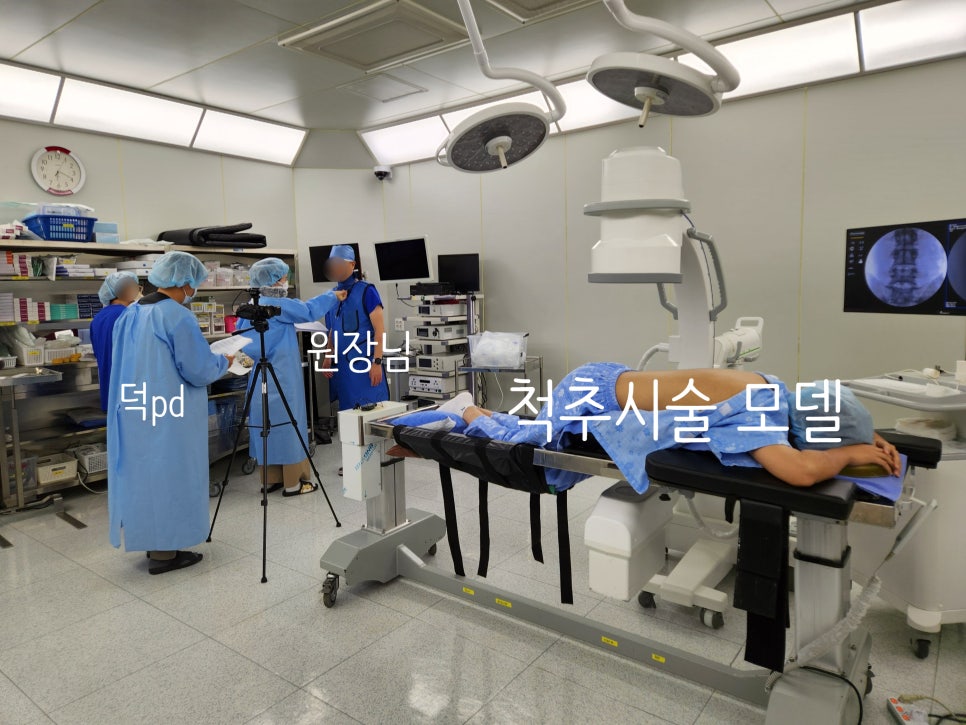 병원 유튜브 제작 현장에 있는 덕PD