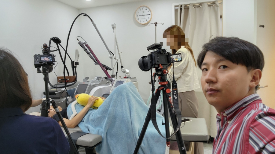 병원 유튜브 촬영 중인 덕pd