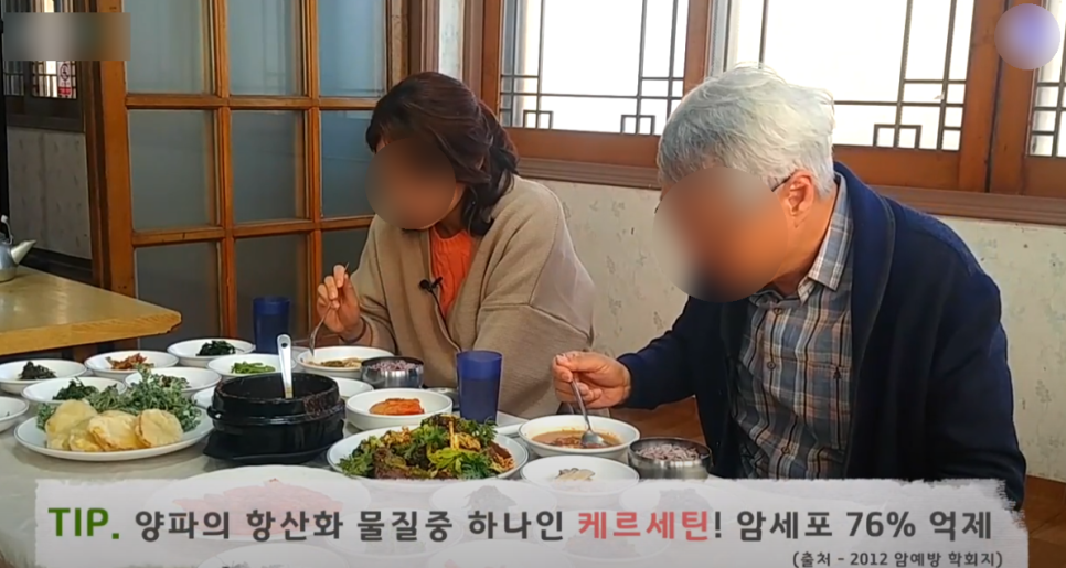 덕PD가 과거 연출한 병원 유튜브 마케팅 영상 장면