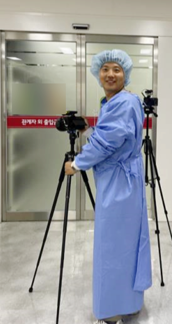 병원 촬영 현장에서 홍보영상을 제작하는 모습